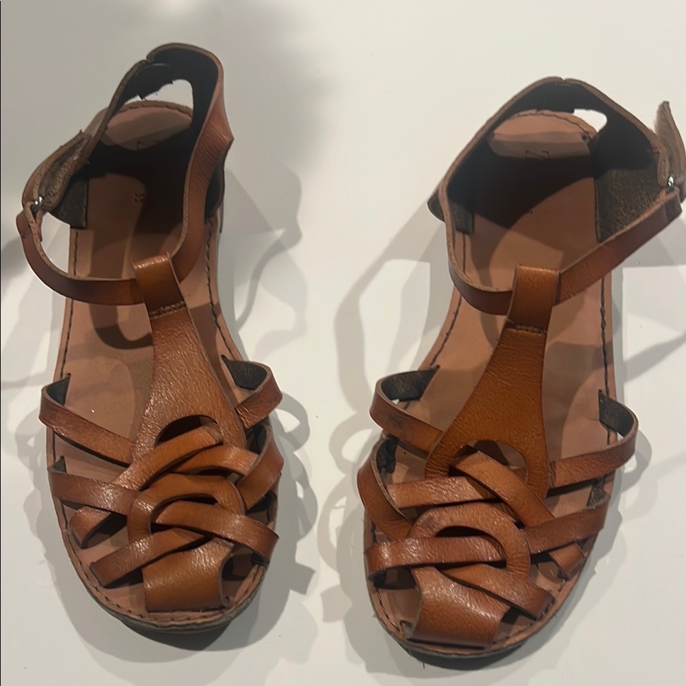 Zara girl leather sandals